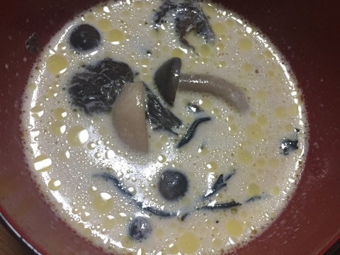 きのことキクラゲのスープ